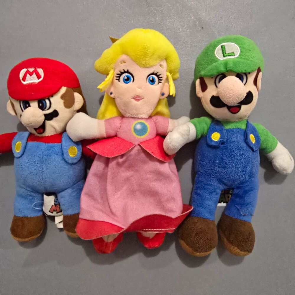 Nintendo Super Mario Plush Stuffed Animal Lot Mario Luigi Princess Peach